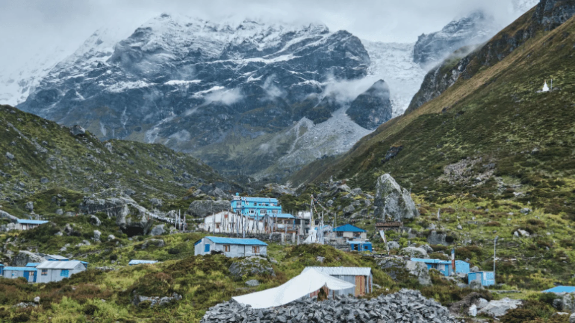 Langtang valley helicopter tour above the Tamang mountains