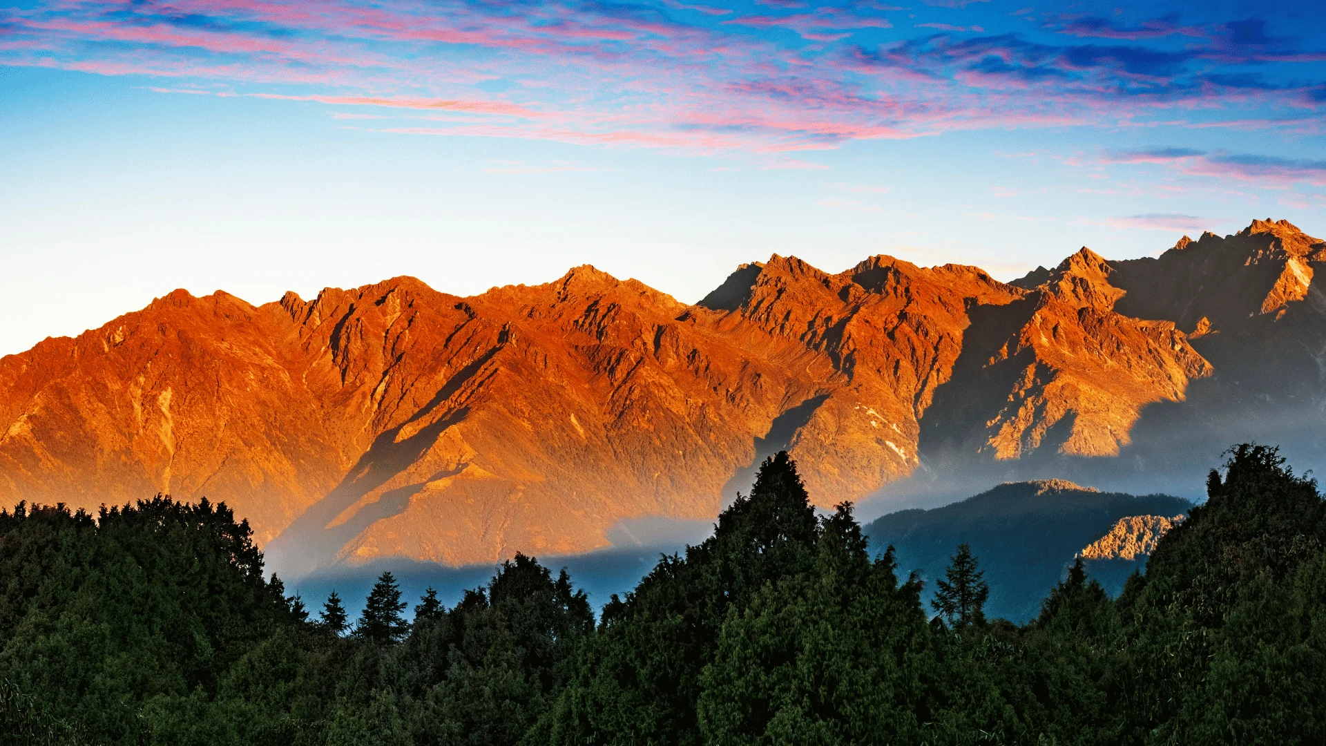 Nepal Helambu mountain range sunrise